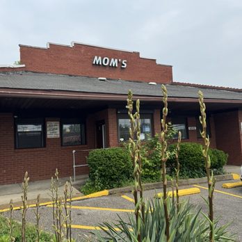 Mom's Family - New American Near Me - Cleveland, Ohio Mom's Family - New American Near Me - Cleveland, Ohio