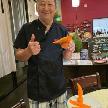 Joy House - Chef david presenting his work of art - Chinese Near Me - Rocklin, California Joy House - Chef david presenting his work of art - Chinese Near Me - Rocklin, California