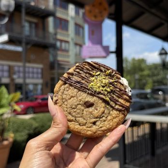 Caroline’s Cookies - Dubai Chocolate Sandwich - Desserts Near Me - Baton Rouge, Louisiana