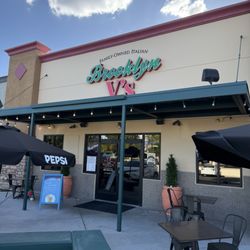 Brooklyn V's Pizza - Front entrance