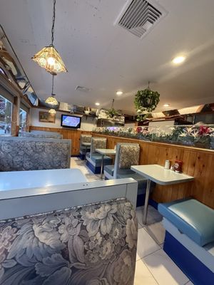 Curley's Diner by null