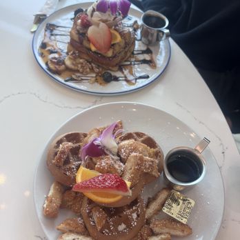 Hemingway Brunch - Chicken 'N Waffles and Peanut Butter and Jellywaffles - Breakfast & Brunch Near Me - Coppell, Texas