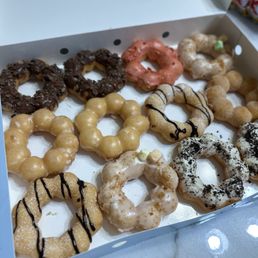 Is was so delicious I love it!! It's different compared the other doughnuts, nique taste the interior is soft and elastic. yummy! Is was so delicious I love it!! It's different compared the other doughnuts, nique taste the interior is soft and elastic. yummy!