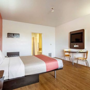 Motel 6 - Single - Hotels Near Me - Dillon, Montana