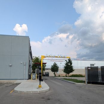 Jollibee - Drive-thru entrance - Chicken Shop Near Me - Winnipeg, Manitoba Jollibee - Drive-thru entrance - Chicken Shop Near Me - Winnipeg, Manitoba