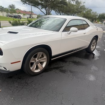 KrazyKustomz - Racing Stripes On GT Challenger - Auto Customization Near Me KrazyKustomz - Racing Stripes On GT Challenger - Auto Customization Near Me