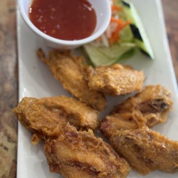 Pho Cali - Fried Chicken Wings with Sweet Chili Sauce - Vietnamese Near Me - Rocklin, California Pho Cali - Fried Chicken Wings with Sweet Chili Sauce - Vietnamese Near Me - Rocklin, California