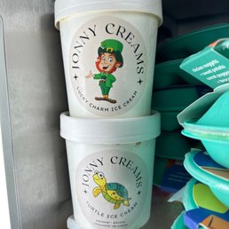 Lucky Charm Ice Cream & Turtle Ice Cream