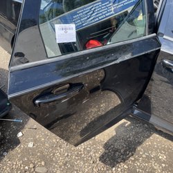 New N Used Auto Glass
