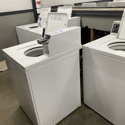 Hollywood Soaps & Suds - Our machine was unplugged while still in use