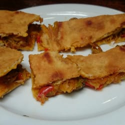 Fuentefría - Empanada de zamburiñas.  Delicatessen