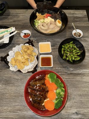 Crane & Elephant by null