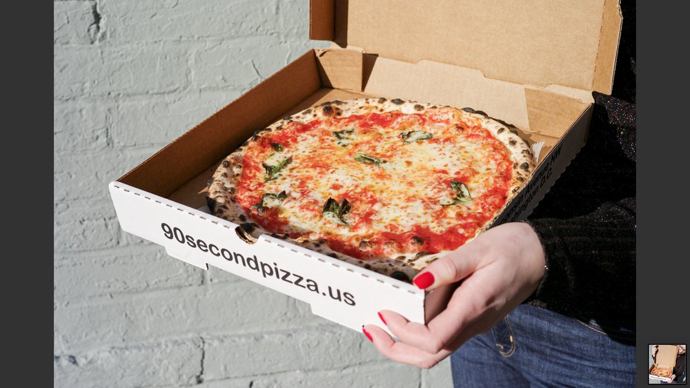 Food from 90 Second Pizza
