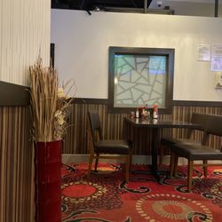 Fortune Poker - Small Dining room