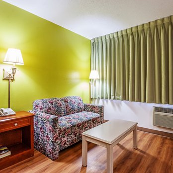 Motel 6 - Guest Room - Drugstores Near Me - Walla Walla, Washington Motel 6 - Guest Room - Drugstores Near Me - Walla Walla, Washington