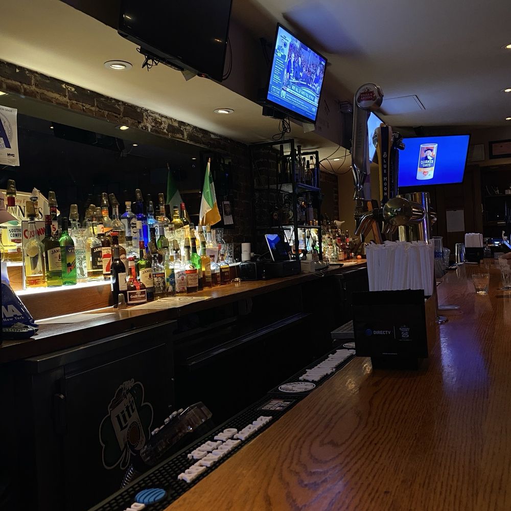 JOSIE WOODS PUB - Updated May 2025 - 61 Photos & 160 Reviews - 11 Waverly Pl,  New York, New York - Pubs - Restaurant Reviews - Phone Number - Menu - Yelp