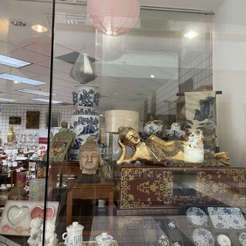 Old Beijing - Our display windows - Gift Shops Near Me - Santa Rosa, California Old Beijing - Our display windows - Gift Shops Near Me - Santa Rosa, California