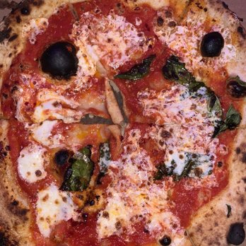 Roberta's - bee sting without meat - Pizza Near Me - Culver City, California