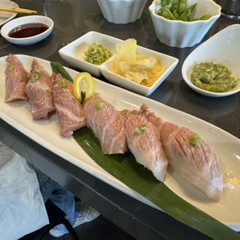 URBN Sushi - blue fin tuna, fatty and poorly cut - Japanese Near Me - San Diego, California