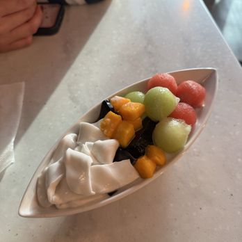 Hui Lau Shan - Herb jelly w mixed fruit - Desserts Near Me - Bellevue, Washington Hui Lau Shan - Herb jelly w mixed fruit - Desserts Near Me - Bellevue, Washington