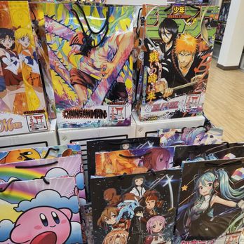 Da Pop Up Shop - Toy Stores Near Me - Toronto, Ontario Da Pop Up Shop - Toy Stores Near Me - Toronto, Ontario