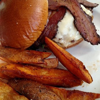 Dad's Diner - Breakfast & Brunch Near Me - Anacortes, Washington