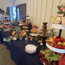Papa Knock Smoke Shop - This is a set up with a charcuterie, board, chocolate fountains, fruit towers, we cater 6183156008