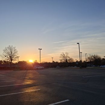 Trinity Commons - Shopping Centers Near Me - Memphis, Tennessee