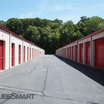 CubeSmart Self Storage - Self Storage Near Me - Newington, Connecticut CubeSmart Self Storage - Self Storage Near Me - Newington, Connecticut