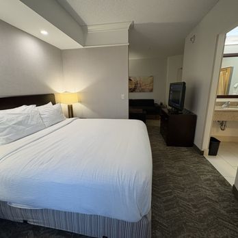 SpringHill Suites by Marriott Napa Valley - Hotels Near Me - Napa, California