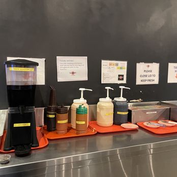Neo Sushi Express - Condiment table - Conveyor Belt Sushi Near Me - Durham, North Carolina