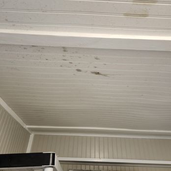 BeachBox Vacation Rentals - Mold on the ceiling - Vacation Rentals Near Me - Galveston, Texas