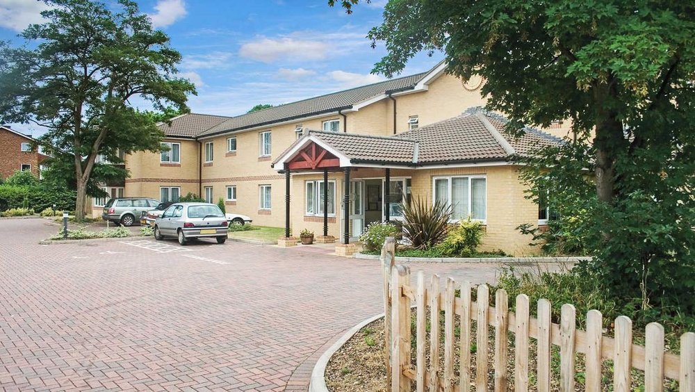 ANCHOR Beldham Gardens, West Molesey, Surrey, United Kingdom