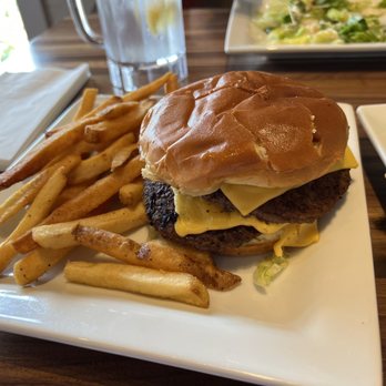 Chili's - Double burger with fries - Bars Near Me - Roanoke, Virginia Chili's - Double burger with fries - Bars Near Me - Roanoke, Virginia