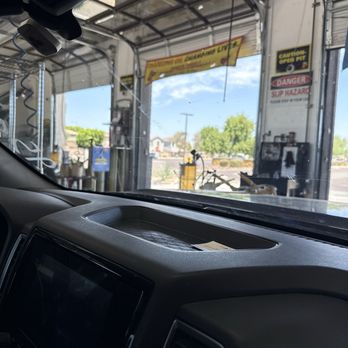 Take 5 Oil Change - 3 stalls. - Oil Change Stations Near Me - Mesa, Arizona Take 5 Oil Change - 3 stalls. - Oil Change Stations Near Me - Mesa, Arizona