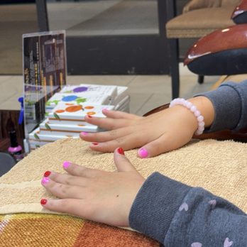 Ocean Nails & Spa - Kids manicure - Nail Salons Near Me - San Luis Obispo, California