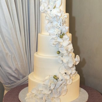 Roobina's Cake - Wedding Cake - Bakeries Near Me - Glendale, California Roobina's Cake - Wedding Cake - Bakeries Near Me - Glendale, California