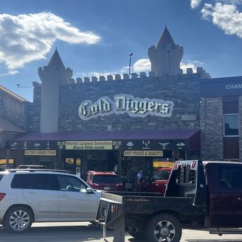 Wall Drug Store - Drugstores Near Me - Wall, South Dakota