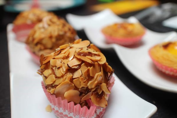 Lunasia Pasadena - MOVED TO NEW LOCATION AT COLORADO AND LAKE by null