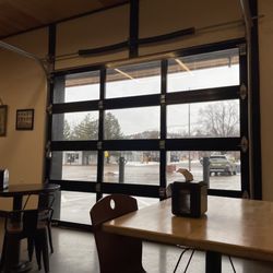 Tom’s Deli - Indoor table