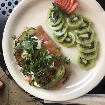 Urth Caffé-Pasadena - Eggs salmone and kiwi with cutely cut strawberry - Cafes Near Me - Pasadena, California Urth Caffé-Pasadena - Eggs salmone and kiwi with cutely cut strawberry - Cafes Near Me - Pasadena, California