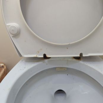 Hawaii Catamaran Charters - Toilet day 1 - Boat Charters Near Me - Lahaina, Hawaii Hawaii Catamaran Charters - Toilet day 1 - Boat Charters Near Me - Lahaina, Hawaii