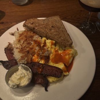 Beatrix - Eggs Your Way - New American Near Me - Chicago, Illinois
