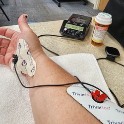 The Hale Hand Center - Iontophoresis therapy on my right hand, which utilizes electrical currents to deliver  corticosteroid through the skin...