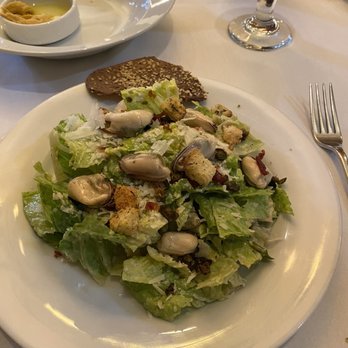 Frasers Gourmet Hideaway - Salad with mussels - New American Near Me - Oak Harbor, Washington