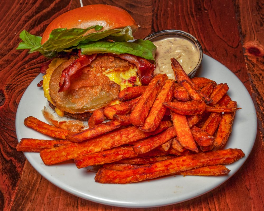 VILLAGE DELI AND GRILL CAMERON VILLAGE Updated August 2024 108 Photos & 157 Reviews 500