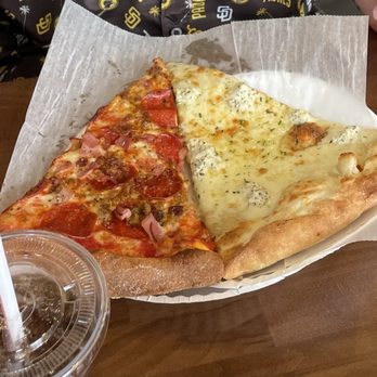Lil Capo Pizzeria - Meaty and White - Pizza Near Me - Glendale, Arizona Lil Capo Pizzeria - Meaty and White - Pizza Near Me - Glendale, Arizona