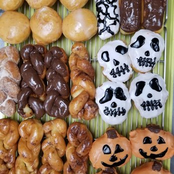 Simply Donuts - Donuts Near Me - Houston, Texas Simply Donuts - Donuts Near Me - Houston, Texas