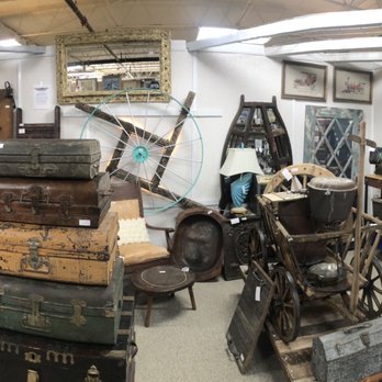Treasure Marts of Eustis - Unique vintage and antique pieces, repurposed pieces, old things brought back to life, and original art - Antiques Near Me - Eustis, Florida