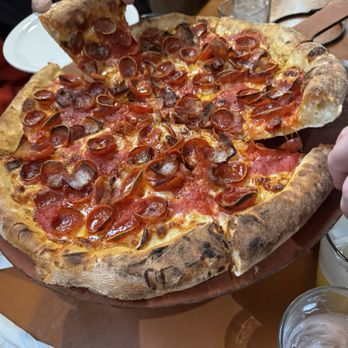 Bambino's Pizzeria - 16" Calorosa Pizza - Pizza Near Me - Seattle, Washington